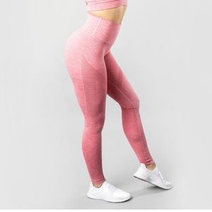 Alphalete aero leggings